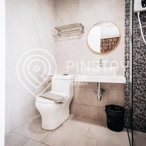 Deluxe Queen Studio